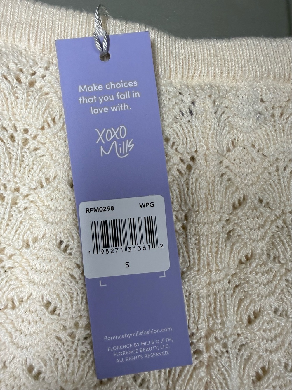 Florence by Mills women’s small body hugging crochet shorts swimsuit cover-up - Picture 5 of 7